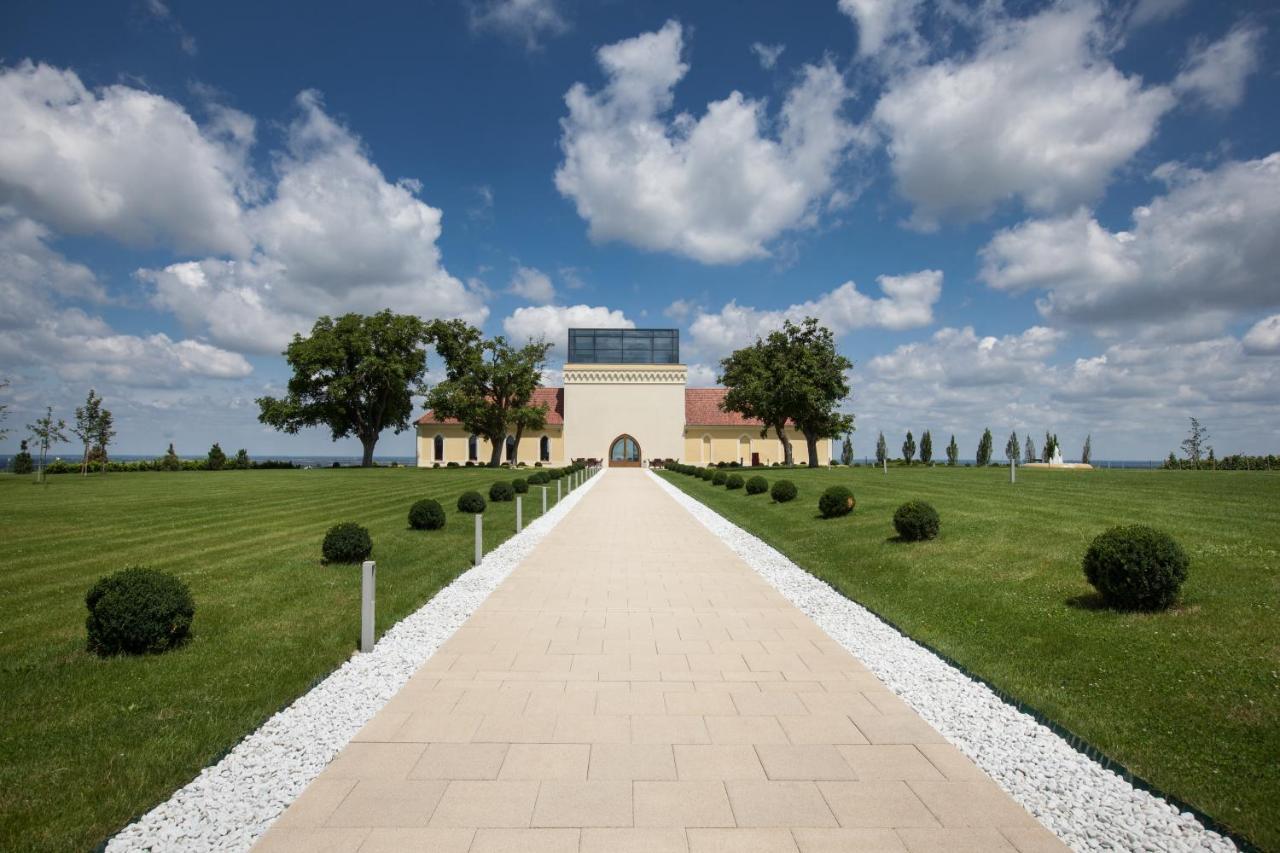 Bed and Breakfast Ladanjsko Imanje Principovac Ilok Exteriér fotografie